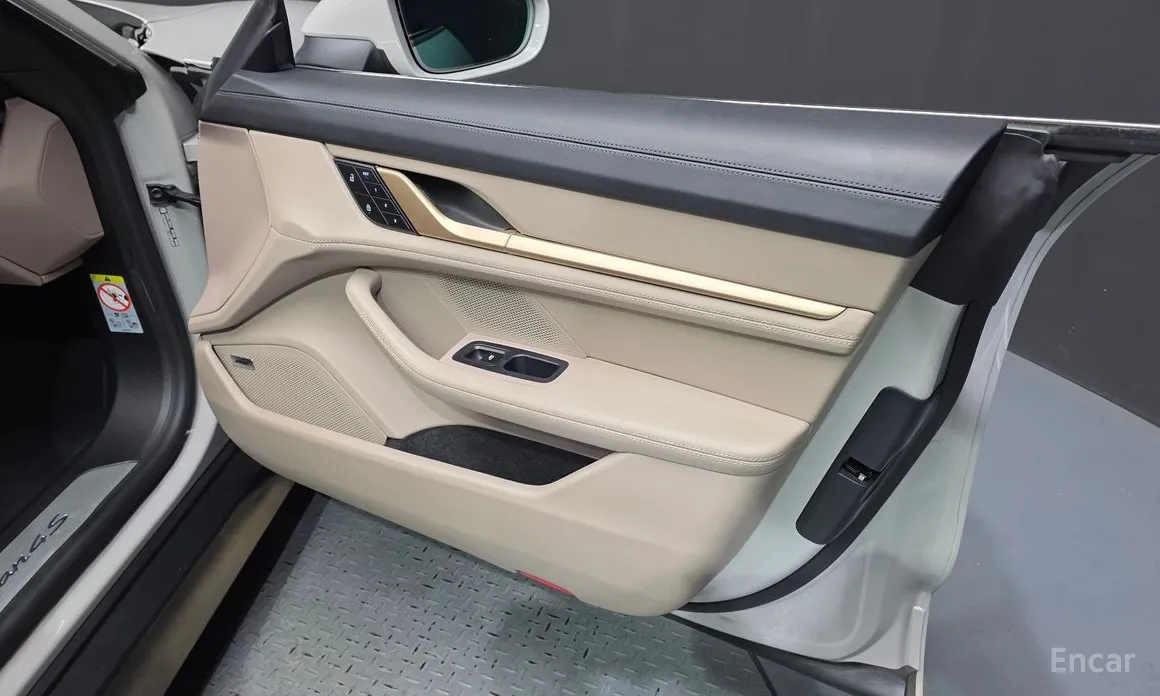 Porsche Taycan 2020 4S