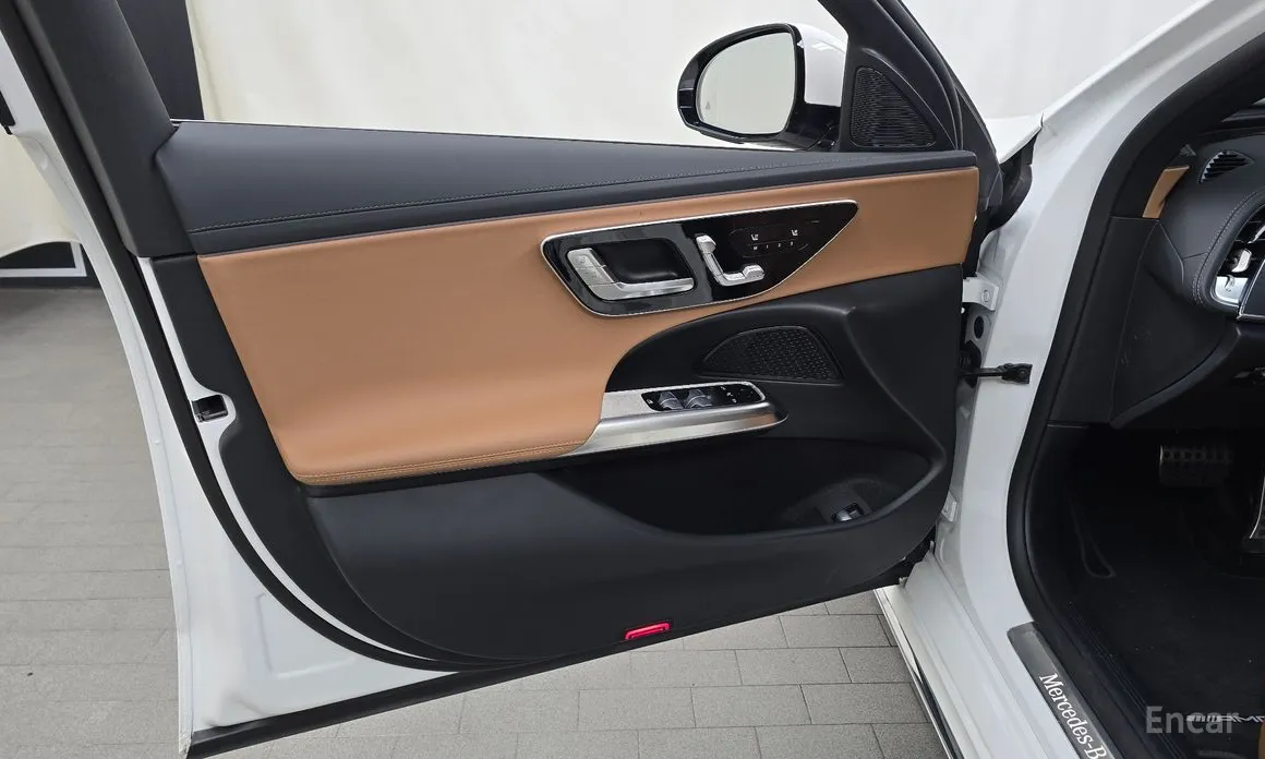 Mercedes-Benz E-Class 2024 E200 AMG Line