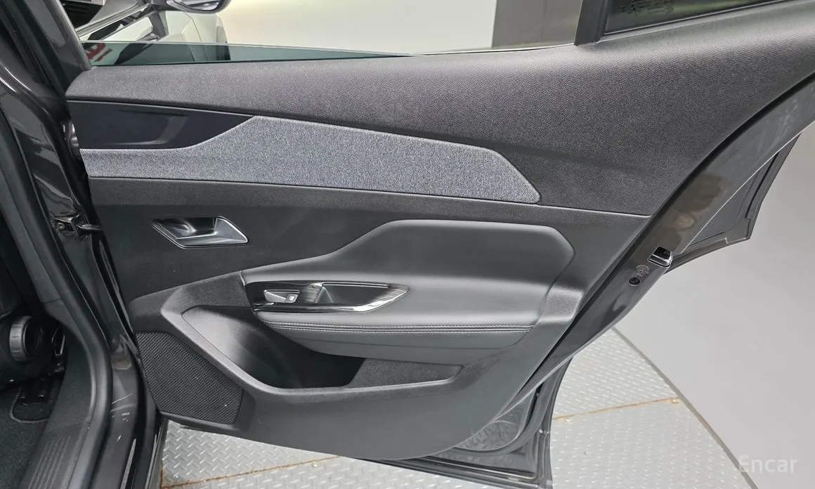 Peugeot 408 2023 1.2 Pure Tech Allure