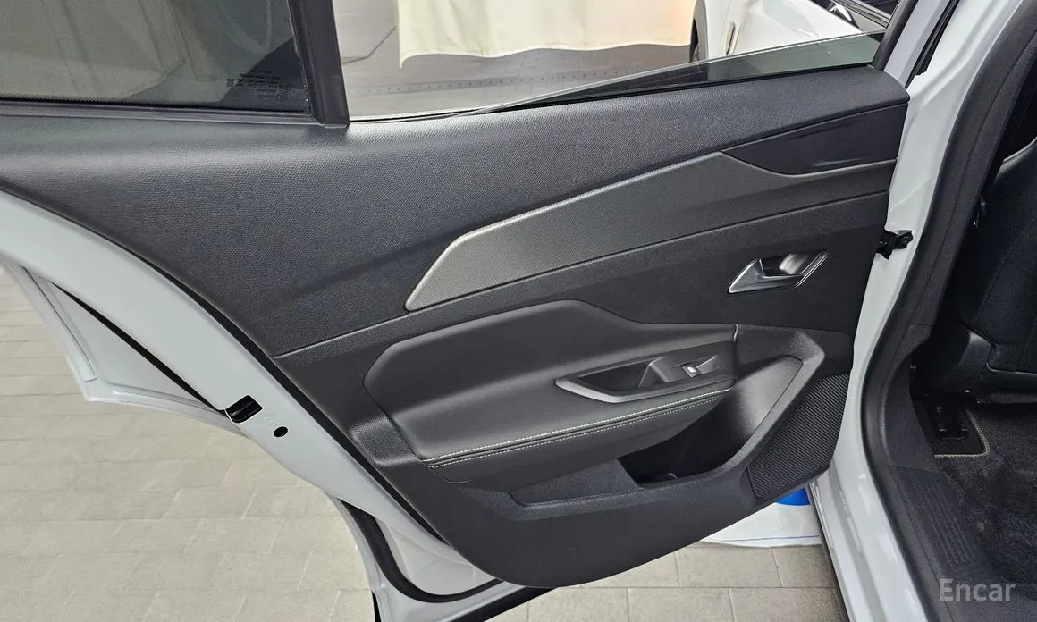 Peugeot 408 2023 1.2 Pure Tech GT