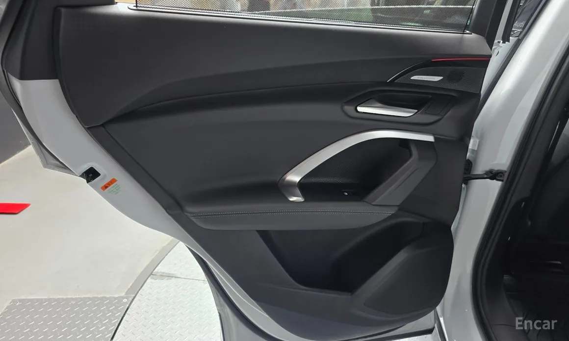 Audi Q5 2025 40 TDI Quattro S Line Black Edition