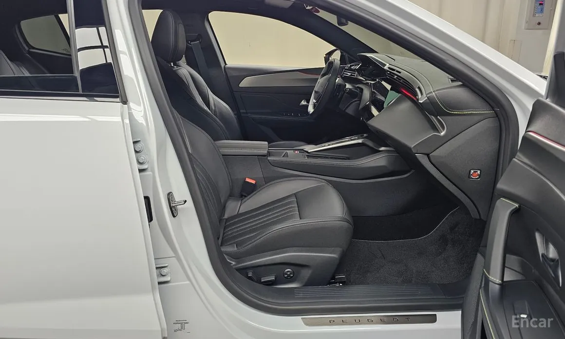 Peugeot 408 2023 1.2 Pure Tech GT