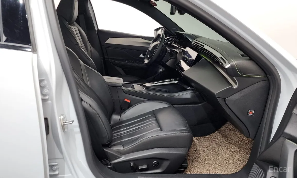 Peugeot 408 2023 1.2 Pure Tech GT