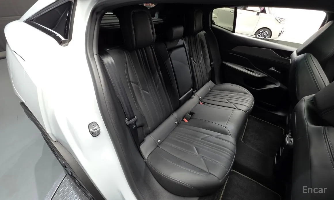Peugeot 408 2023 1.2 Pure Tech GT