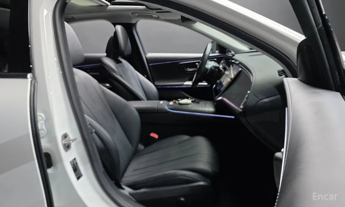 Mercedes-Benz E-Class 2024 E200 Avantgarde