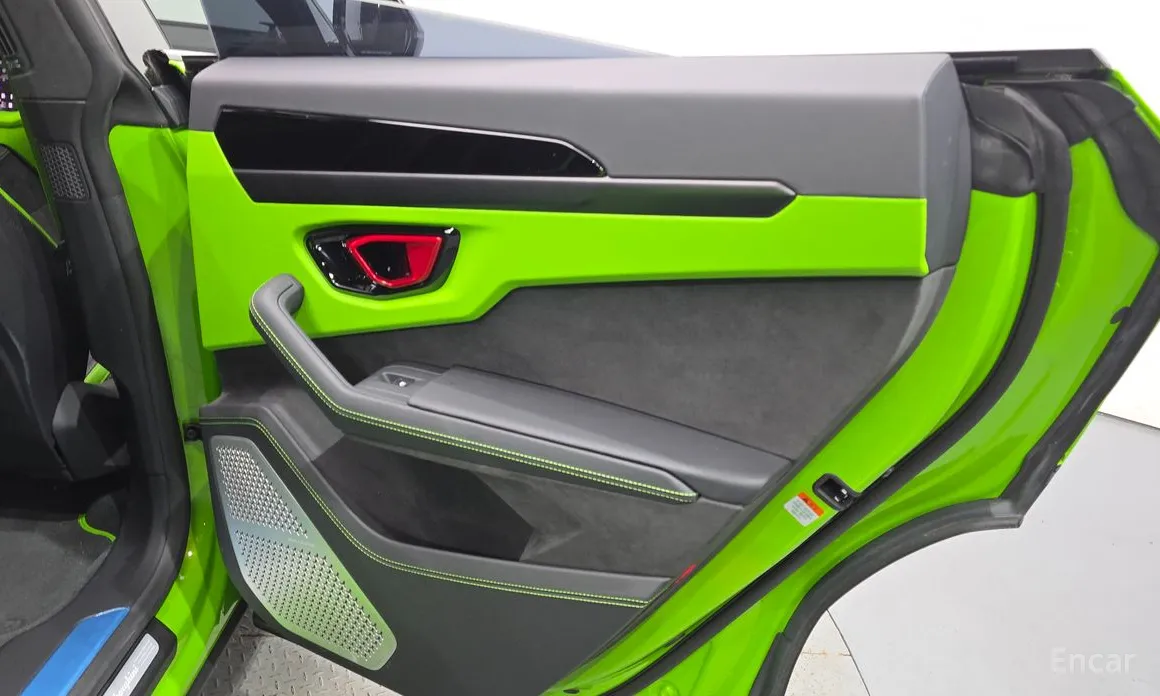 Lamborghini Urus 2018 4.0 V8 SE
