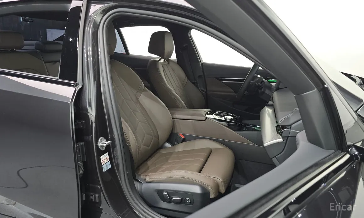 BMW 5 Series 2023 520i M Sport