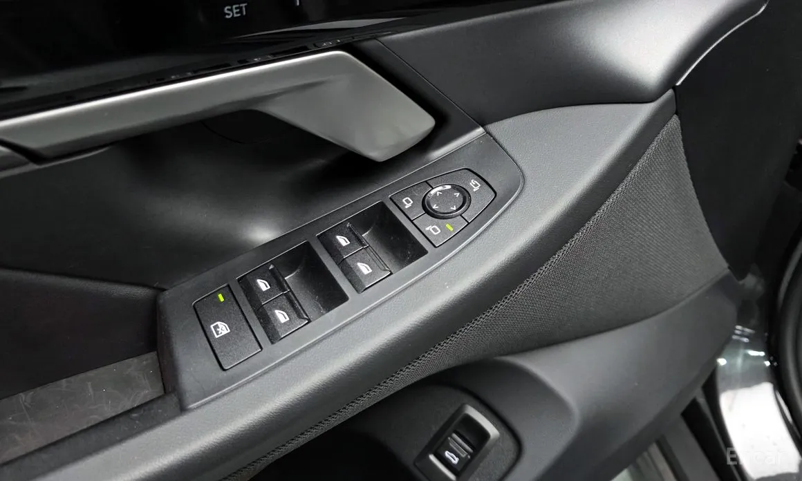 BMW 5 Series 2023 520i