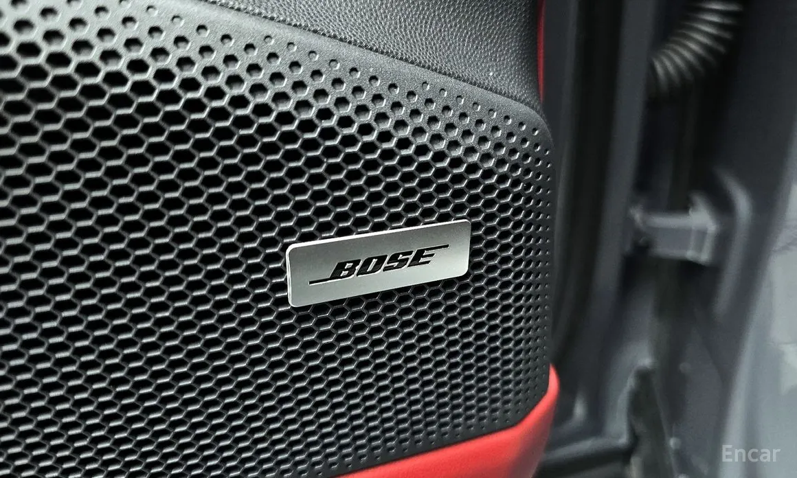 Porsche Macan 2024 Base 4