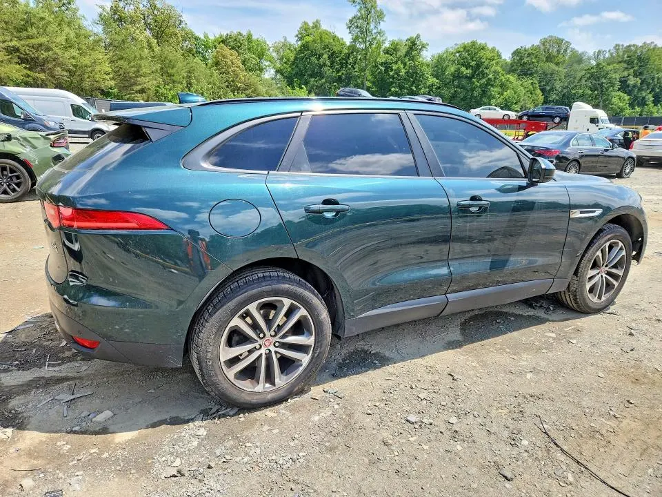JAGUAR F-PACE 2017 VIN SADCJ2BV1HA883924