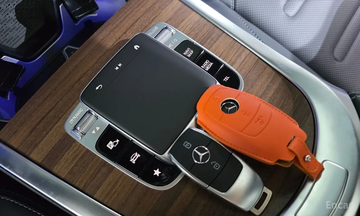 Mercedes-Benz G-Class 2024 G450d