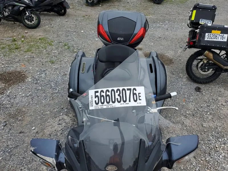 SUZUKI SCOOTER 2012