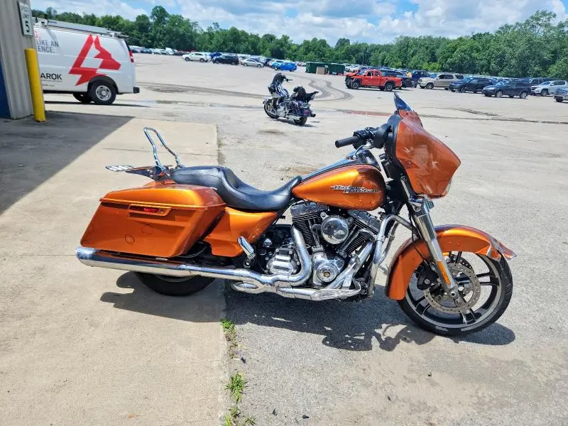 HARLEY-DAVIDSON FL 2014