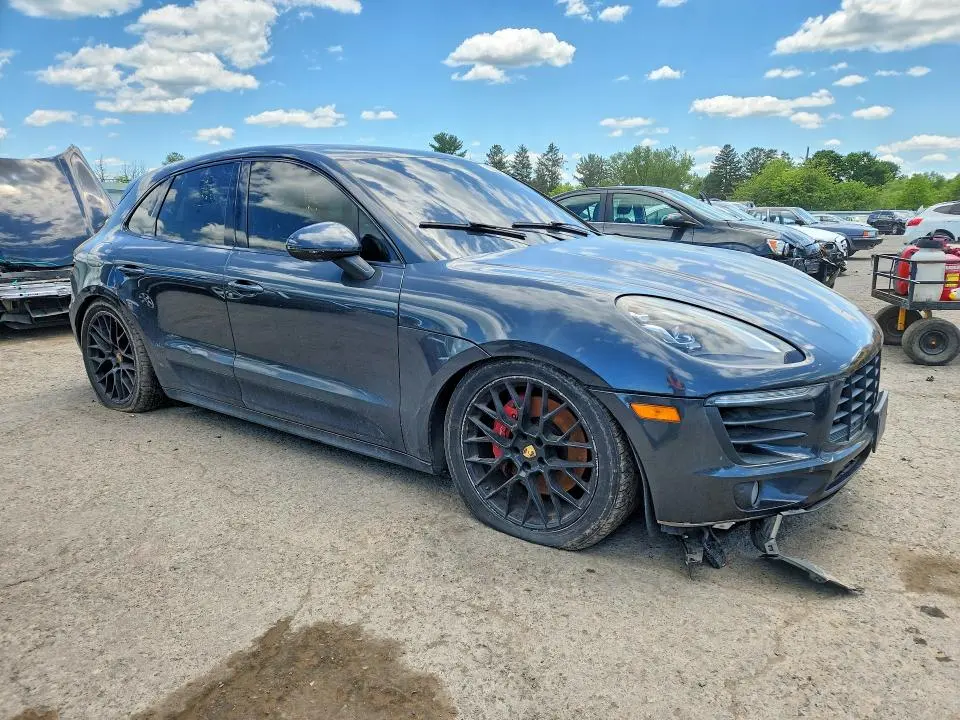 PORSCHE MACAN 2017 VIN WP1AG2A57HLB56261
