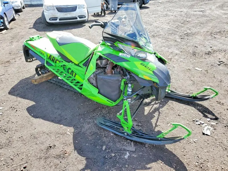 ARCTIC-CAT ZR 2016