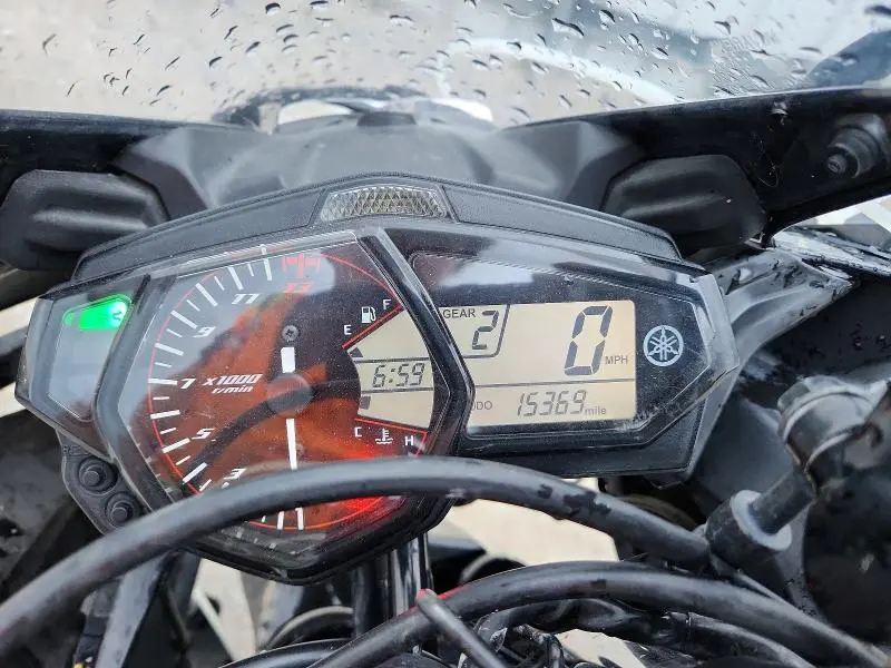 YAMAHA YZF600 2015