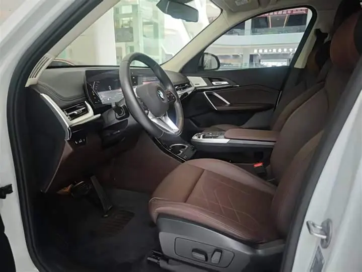 Фото 3 - BMW X1