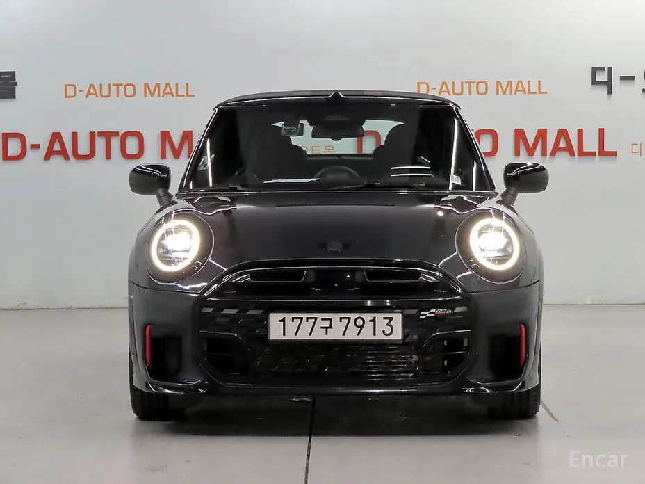 Mini Cooper Convertible 2025 JCW
