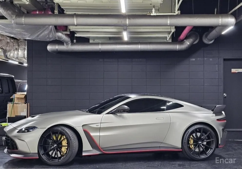 Aston Martin Vantage 2018 5.2 V12 Final Edition