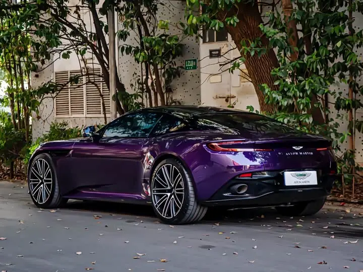 Aston Martin DB12 2023 2023款 4.0T V8 Coupe