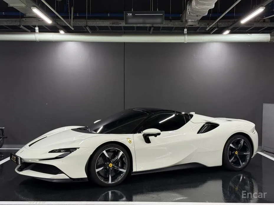 Ferrari SF90 2021 4.0