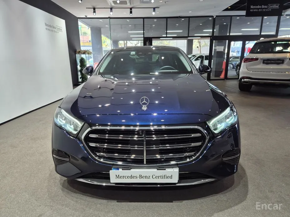 Mercedes-Benz E-Class 2024 E220d 4MATIC Exclusive