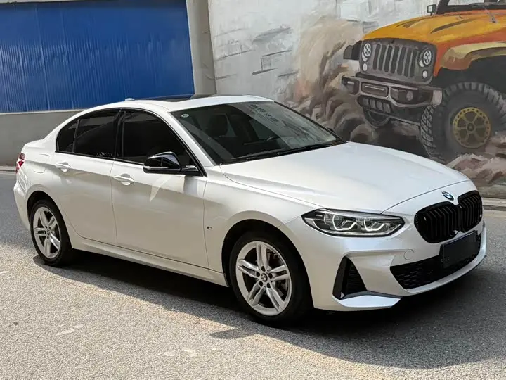 BMW 1 Series 2023 2023款 120i M运动曜夜版