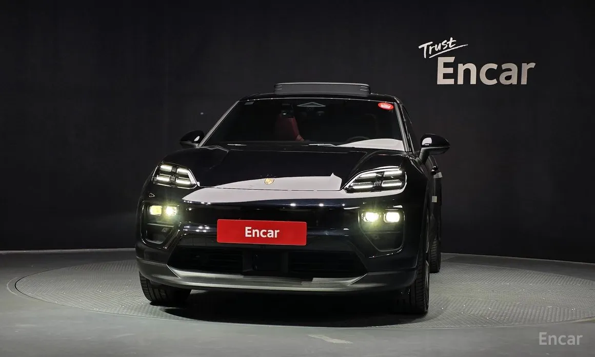 Porsche Macan 2024 Base 4