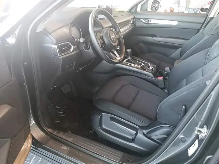 Mazda CX-5 2025 2025款 2.0L 自动两驱舒适型