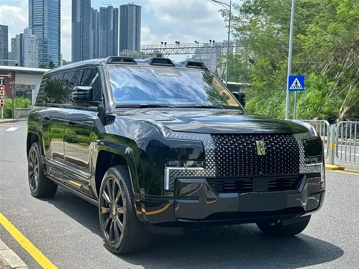 BYD Yangwang U8 2025 2025款 鼎世版