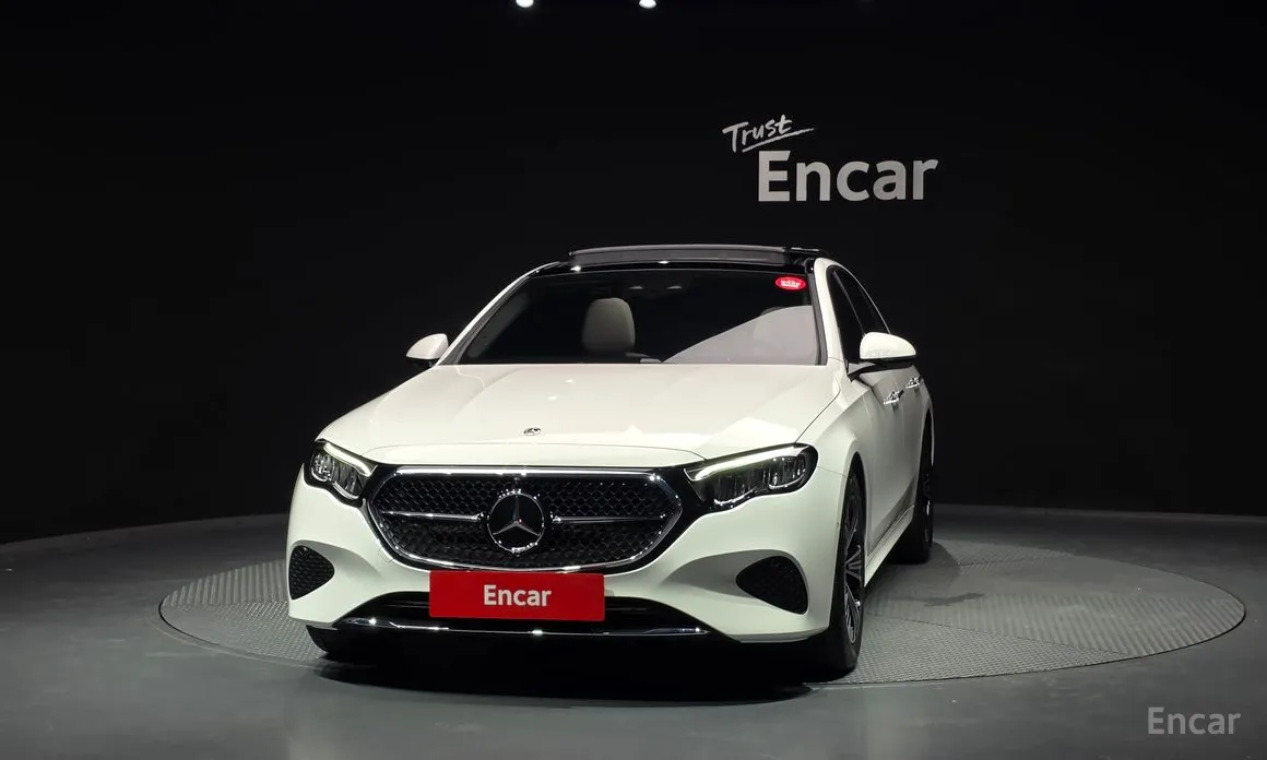 Mercedes-Benz E-Class 2024 E200 Avantgarde