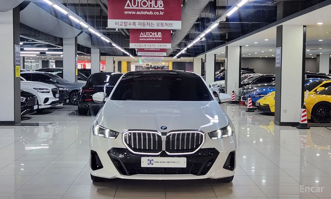 BMW 5 Series 2023 520i M Sport