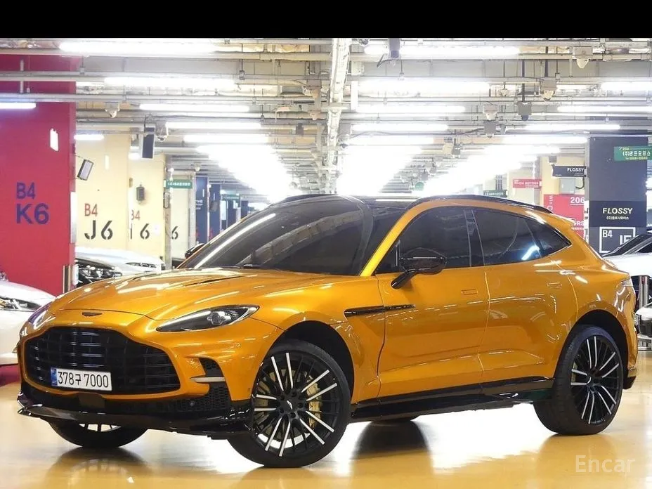 Aston Martin DBX 2020 4.0 V8 707