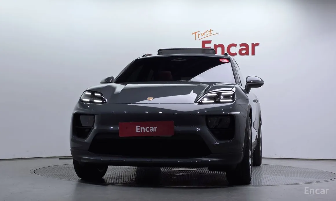 Porsche Macan 2024 Base 4