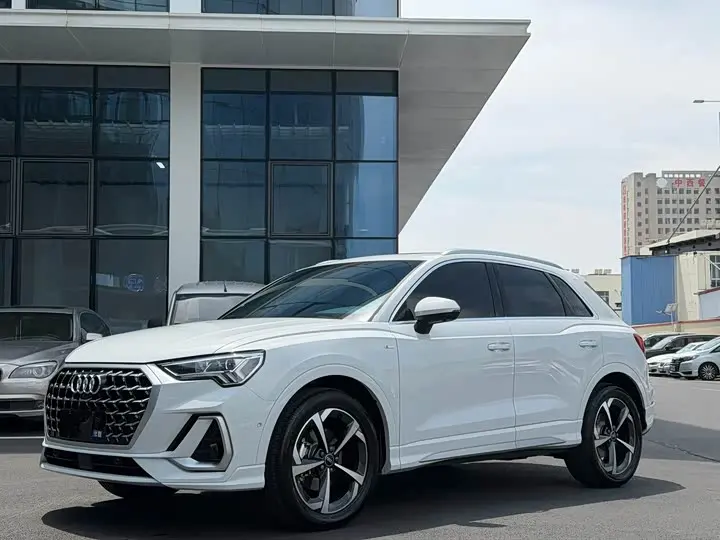 2025 Audi Q3