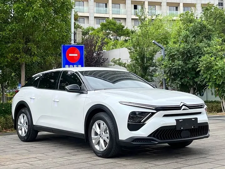 Citroen C5 X 2025 2025款 1.6T 海外版