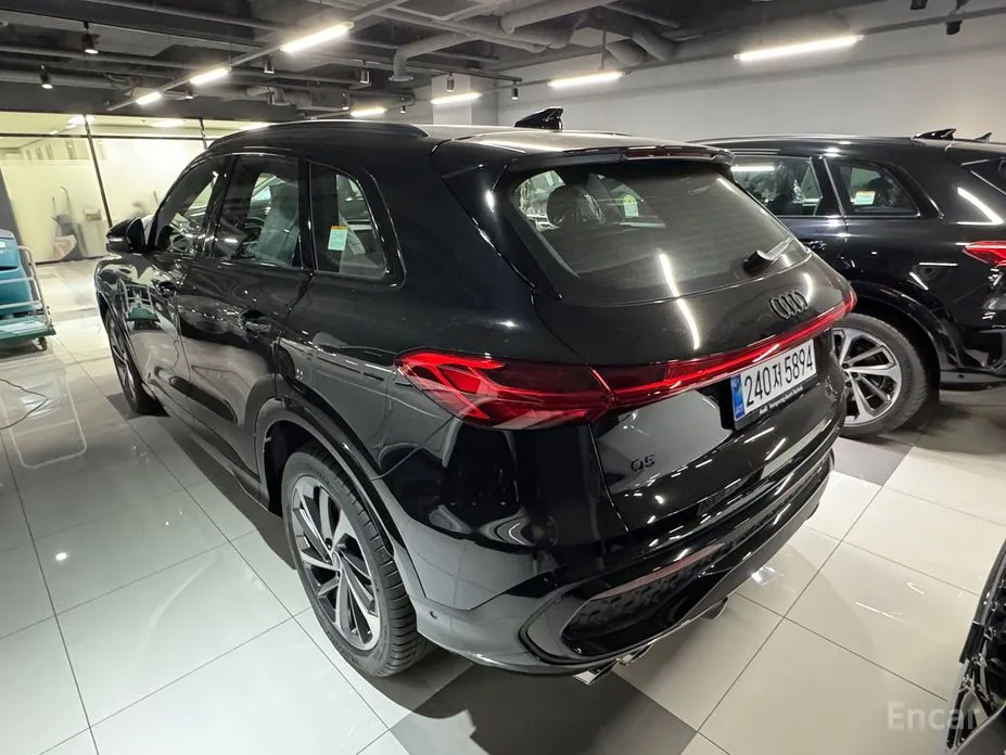 Audi Q5 2025 40 TDI Quattro S Line Black Edition