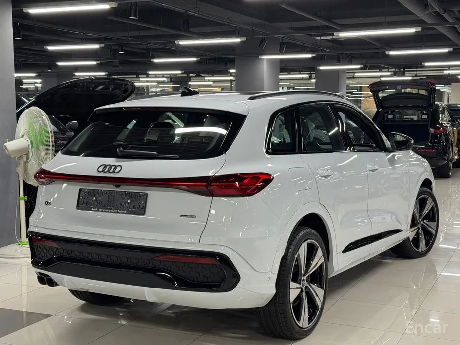 Audi Q5 2025 40 TDI Quattro S Line Black Edition