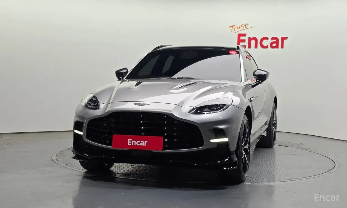 Aston Martin DBX 2020 4.0 V8 707