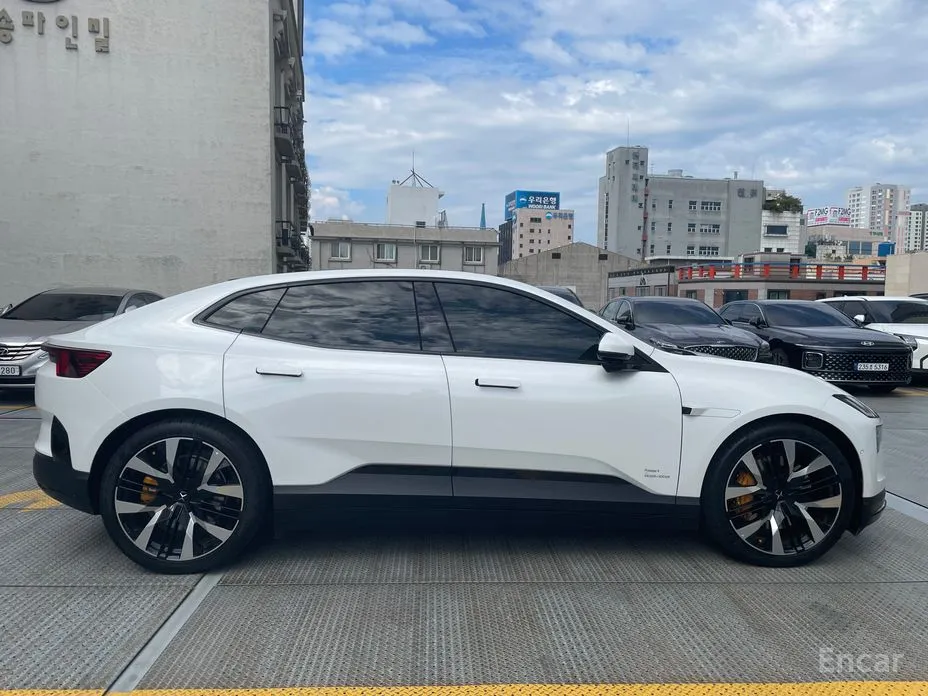 Polestar 4 2024 Long Range Duel Moter