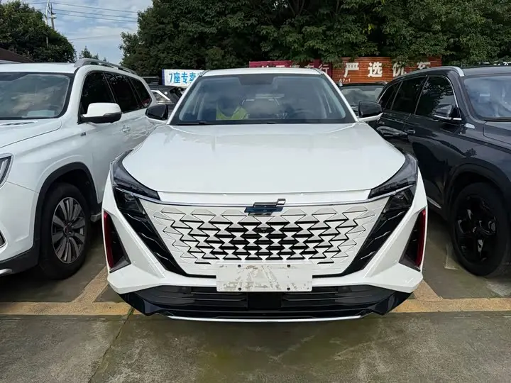 Changan Oshan Z6 2023 2023款 蓝鲸 1.5T DCT智领型