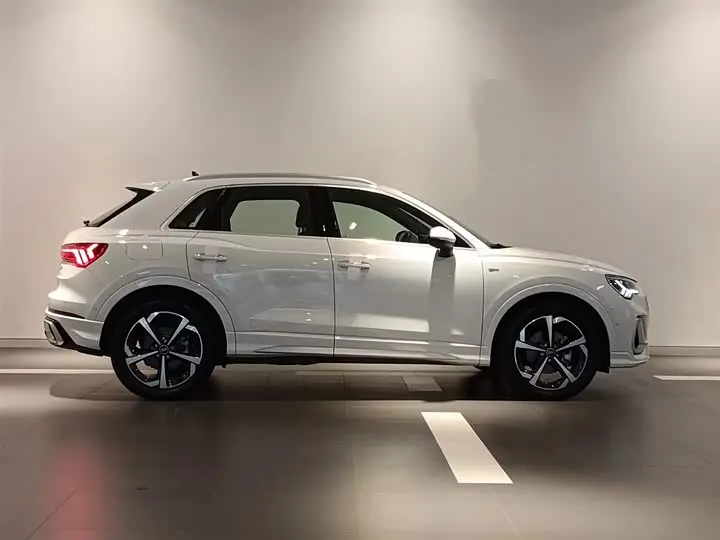 Audi Q3 2024 2024款 35 TFSI 时尚动感型
