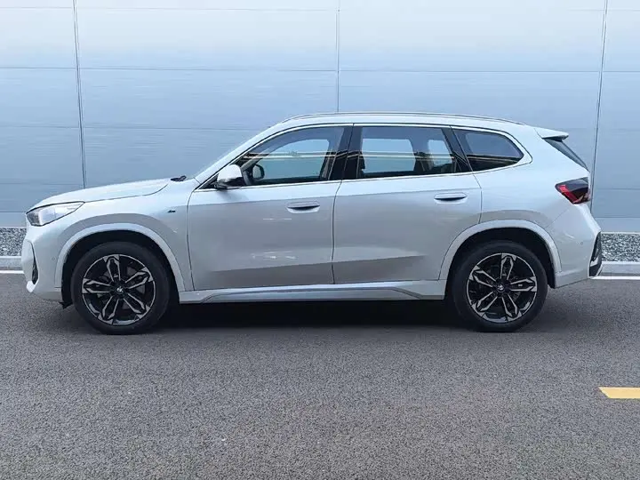 BMW X1 2025 2025款 sDrive25Li M运动套装