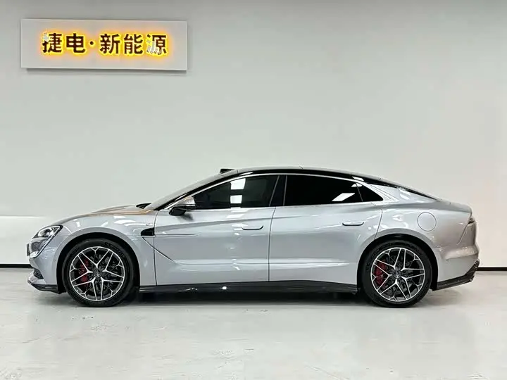 BYD Yangwang U7 2025 2025款 EV 五座豪华版