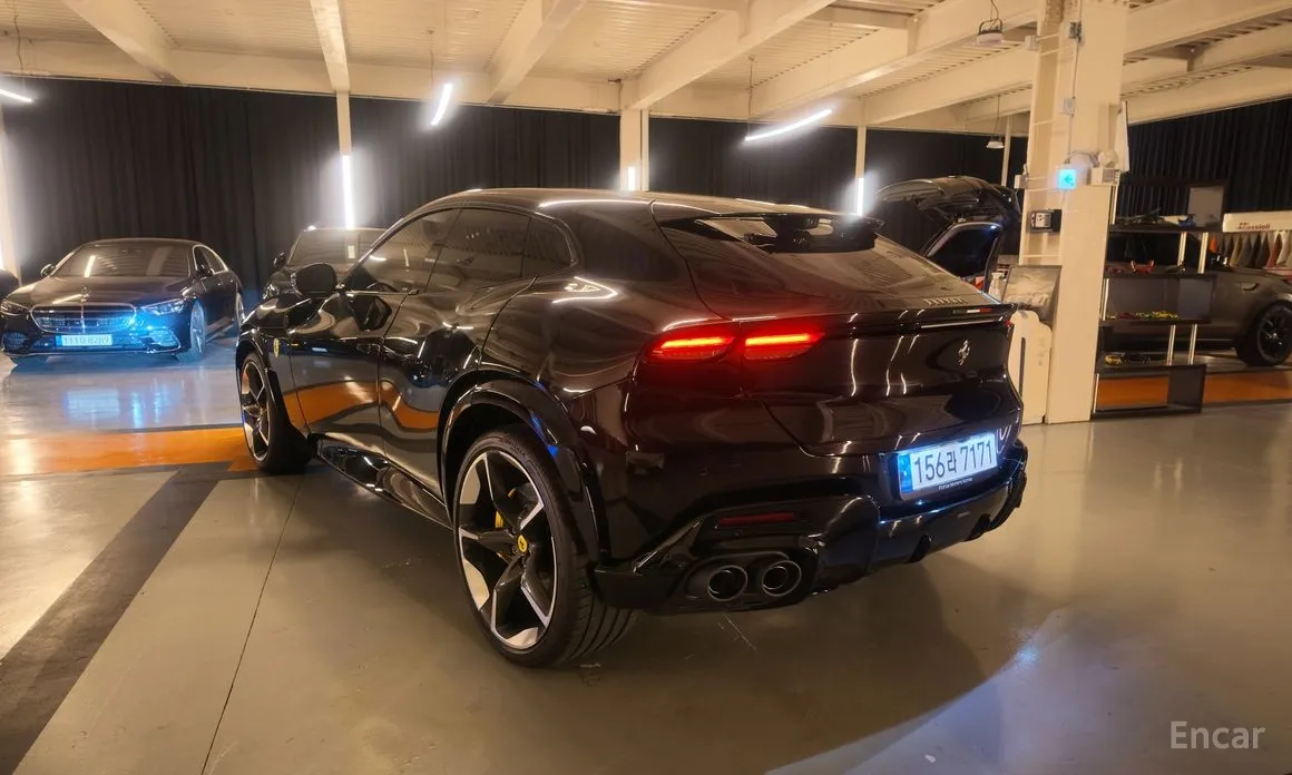 Ferrari Purosangue 2022 6.5 V12