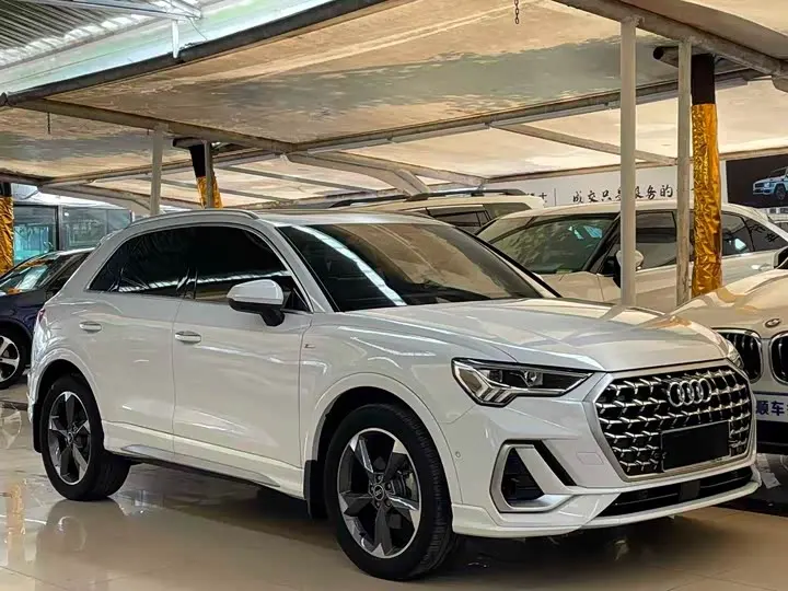 Фото 3 - Audi Q3