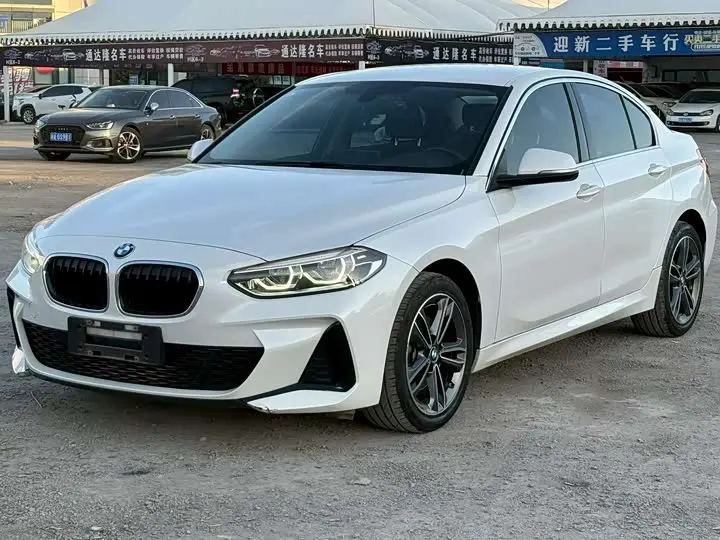 BMW 1 Series 2023 2023款 120i M运动曜夜版