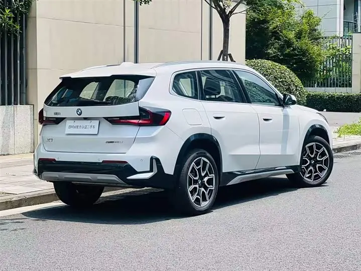 BMW X1 2025 2025款 sDrive25Li X设计套装