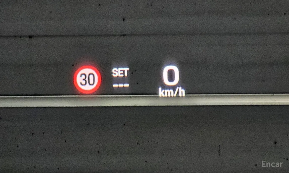 Porsche Macan 2024 Base 4