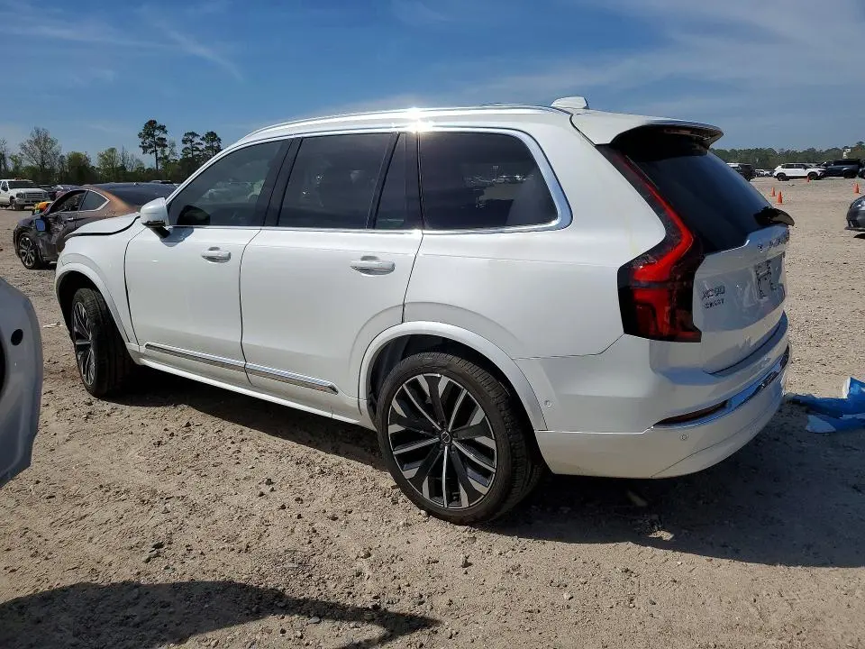 Фото 2 - VOLVO XC90